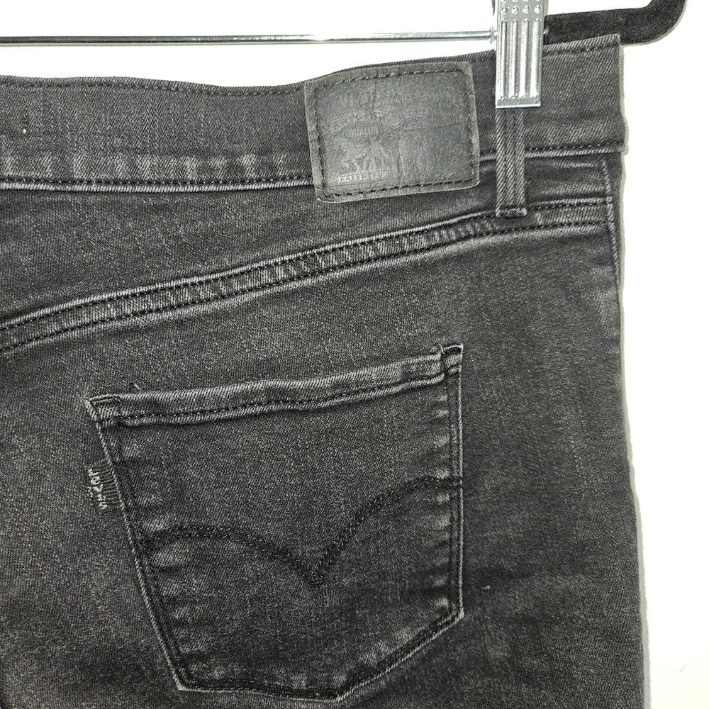 Levi's 314 Shaping Straight Leg Faded Black Denim Jeans Women's Size 31 - Picture 8 of 12